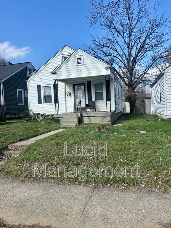 1547 Longfield Ave