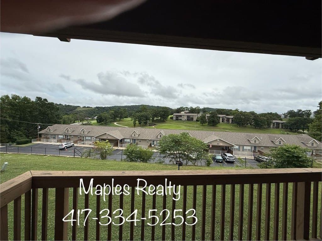 12 Scenic Ct Apt 8