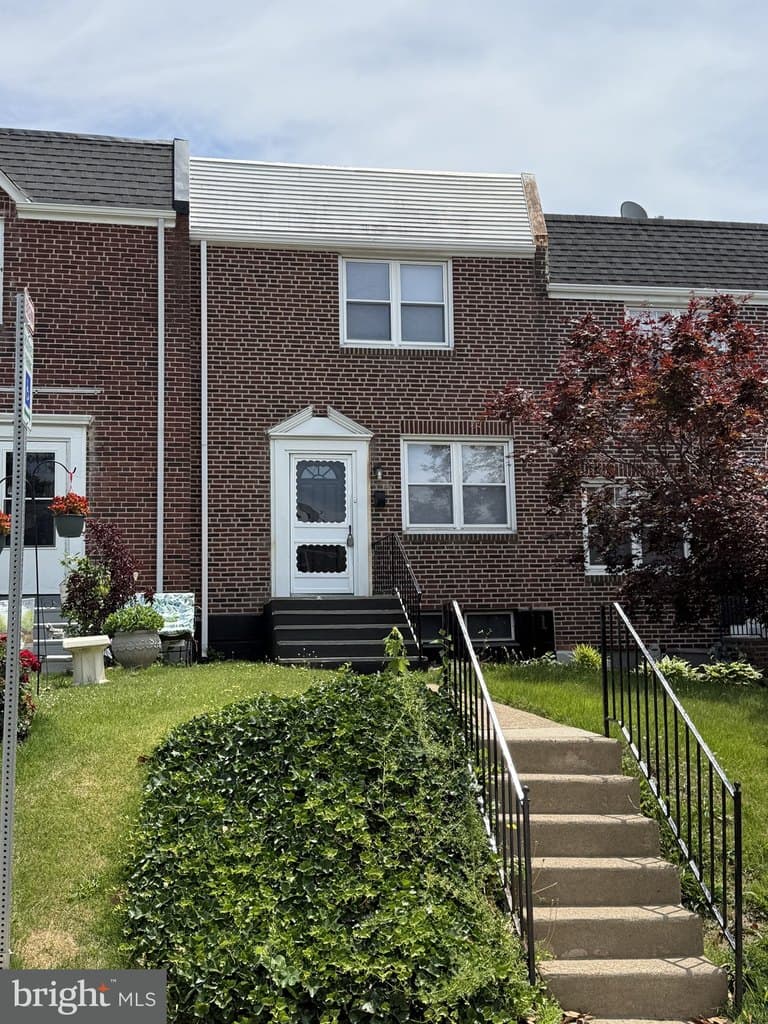 1016 Clayton Rd