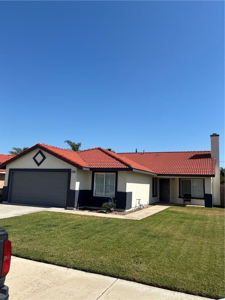 17835 Dianthus Ave