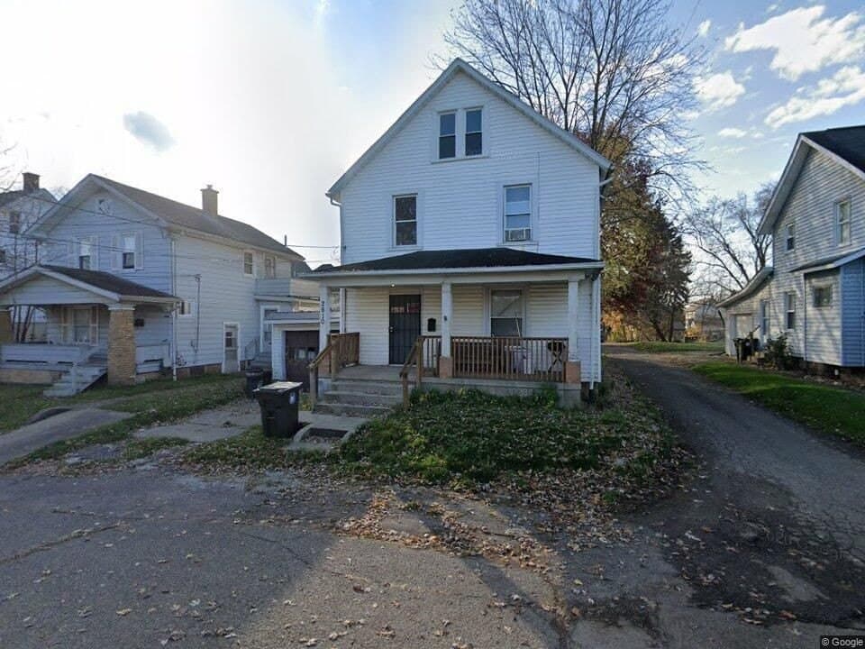 2610 10th St SW