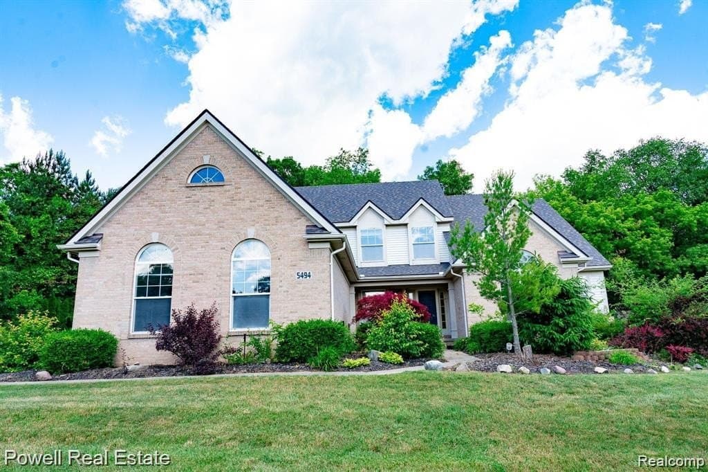 5494 Buell Dr
