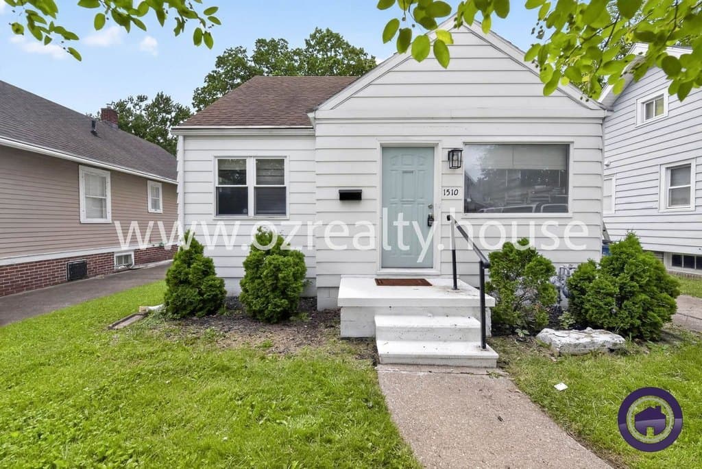 1510 Watova Rd