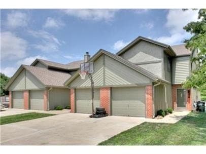 3546 NE Independence Ave