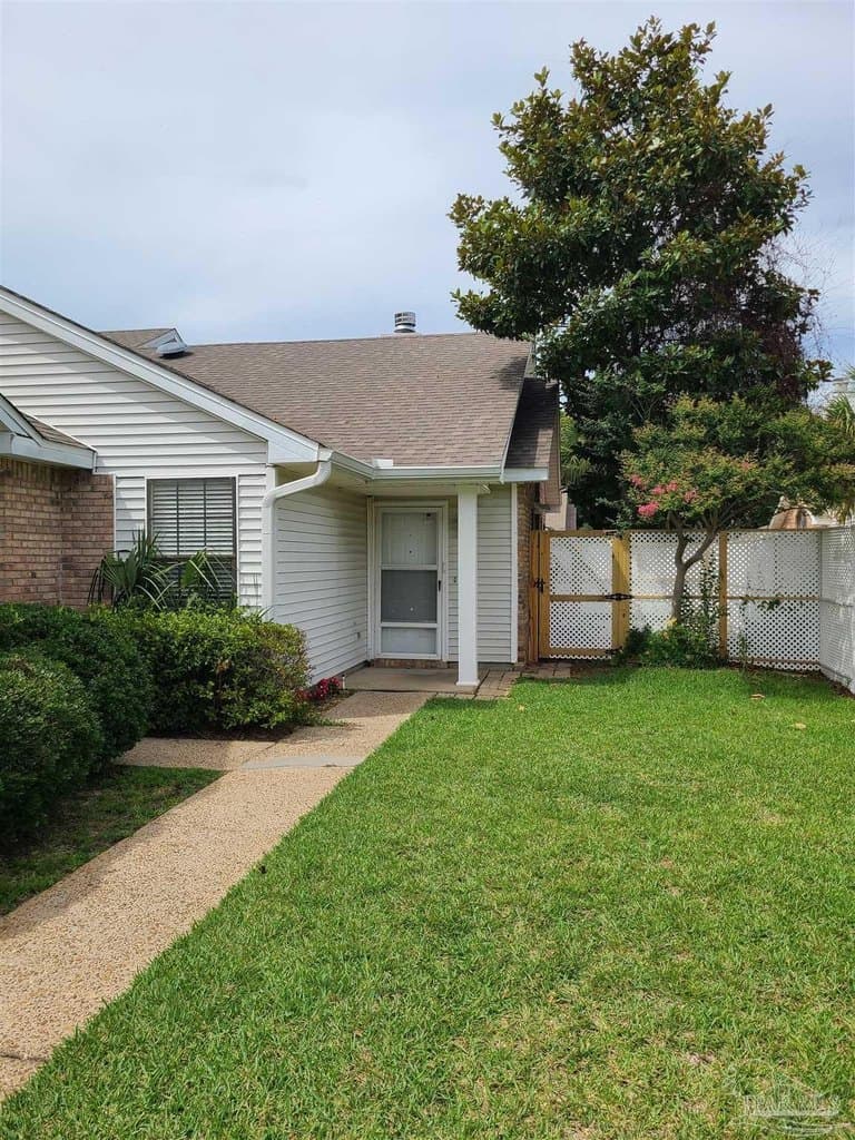 5051 Grande Dr Apt I1