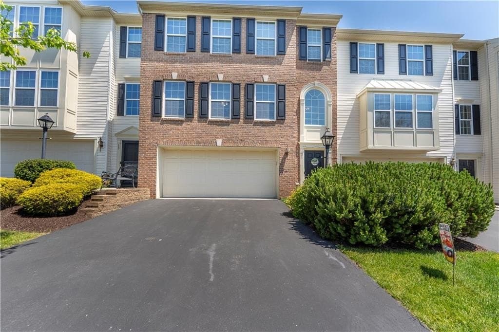 91 Kensington Dr