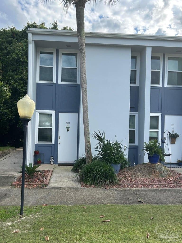 201 Pensacola Beach Rd Apt B10