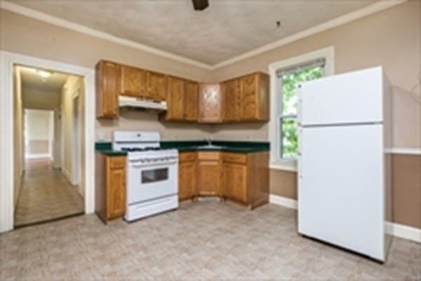 3516 Washington St Unit 2