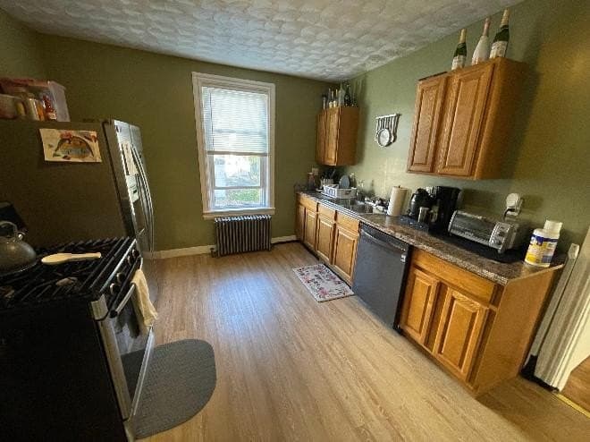 52 Dennis Ave