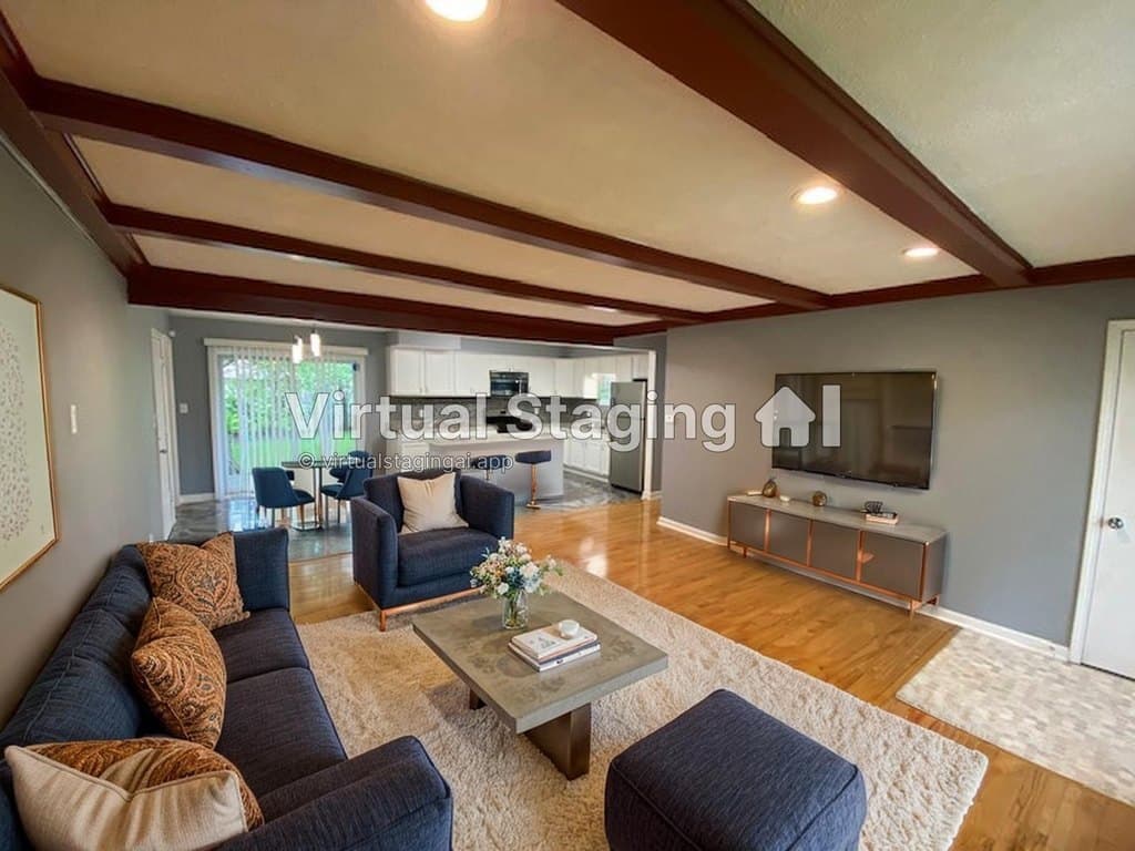 1850 E Notre Dame St