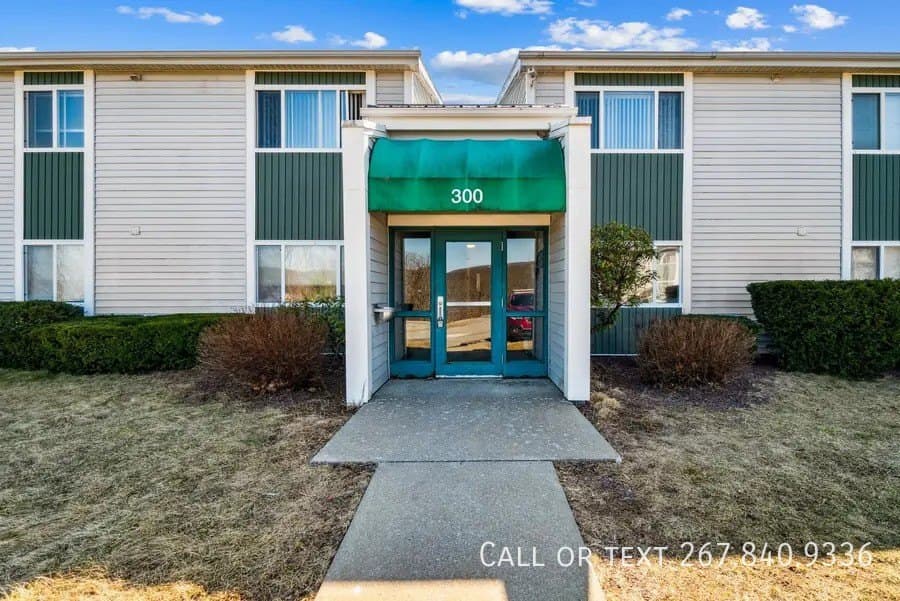 200 College Park Dr Unit 201