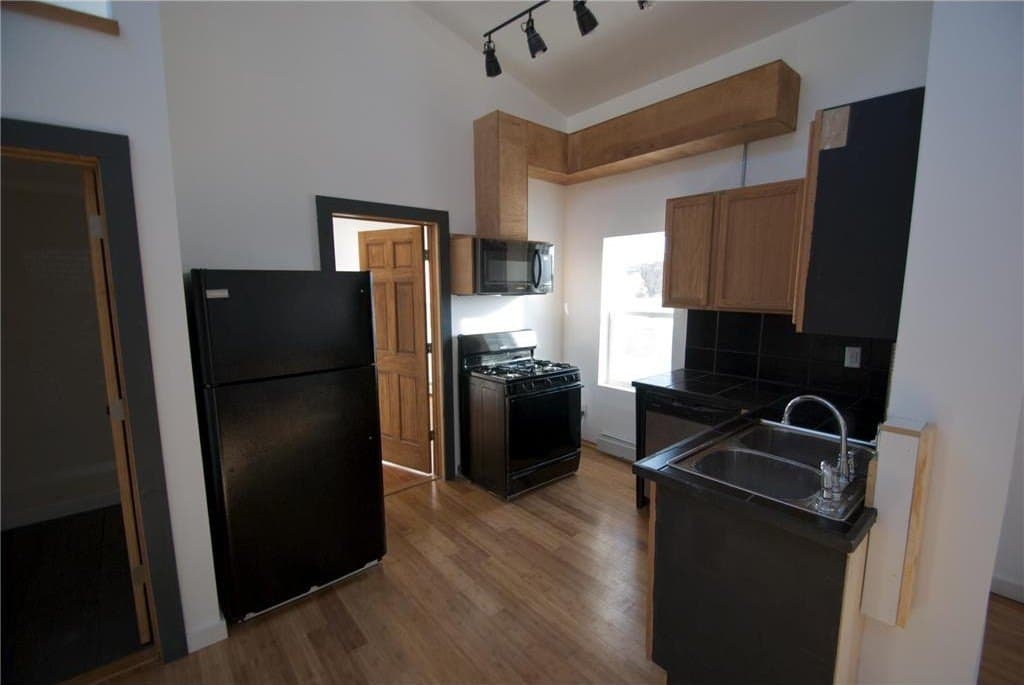 25 E 26th St Unit 3