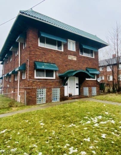 884 Copley Rd Apt 2