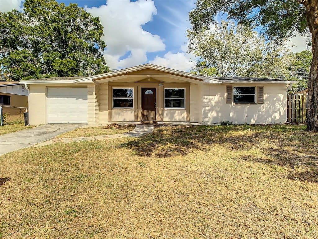 5319 Drift Tide Dr