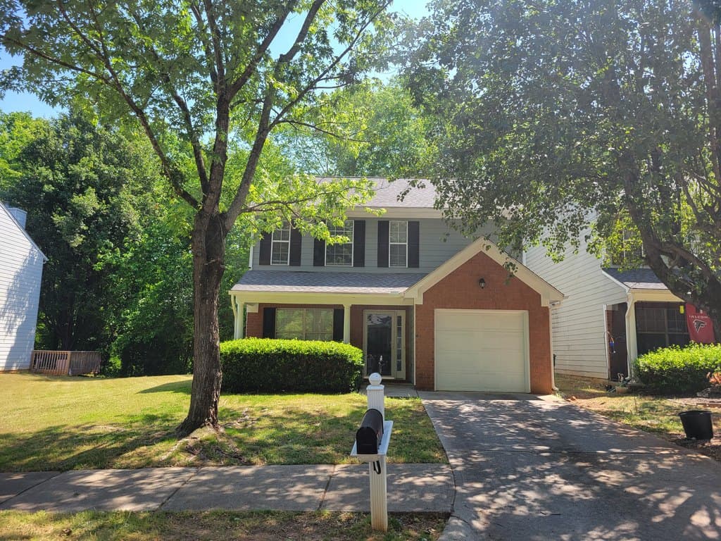 2266 Charleston Pointe SE