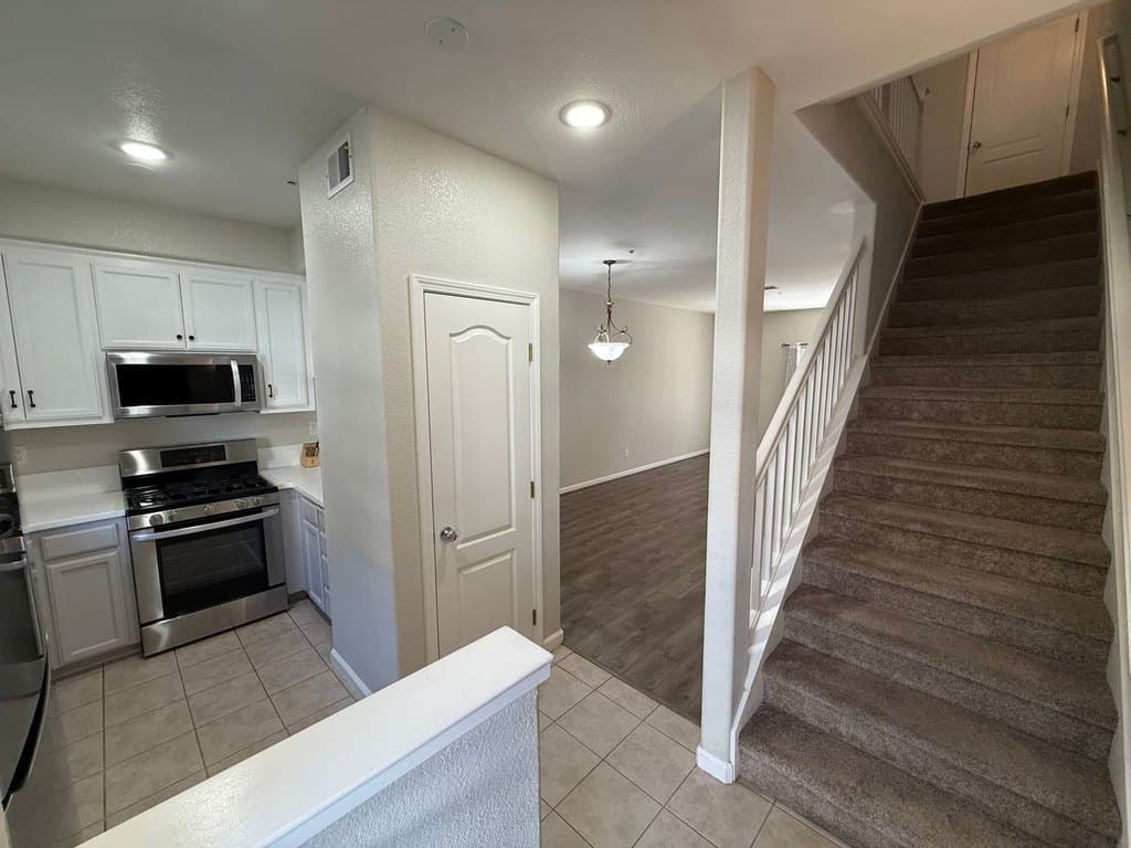9 Ashford Pl