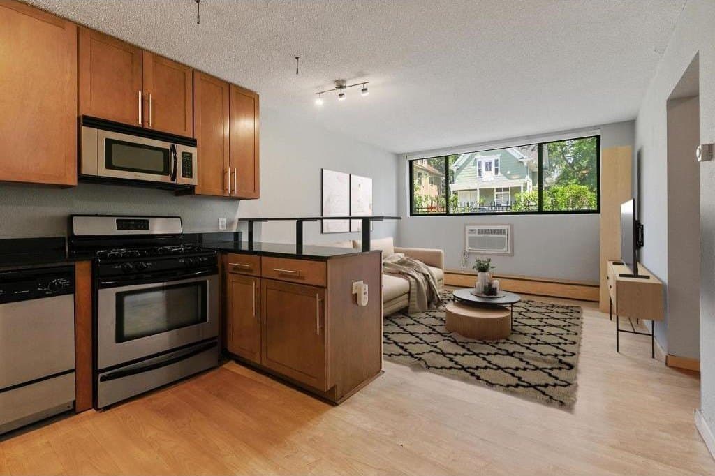2530 1st Ave S Apt 101