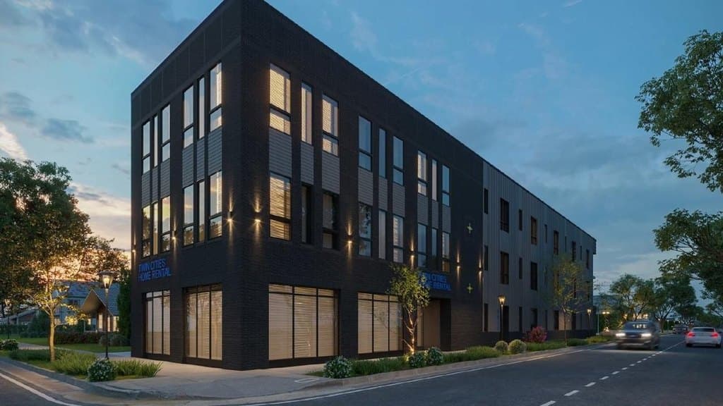 3325 E 52nd St Apt 203