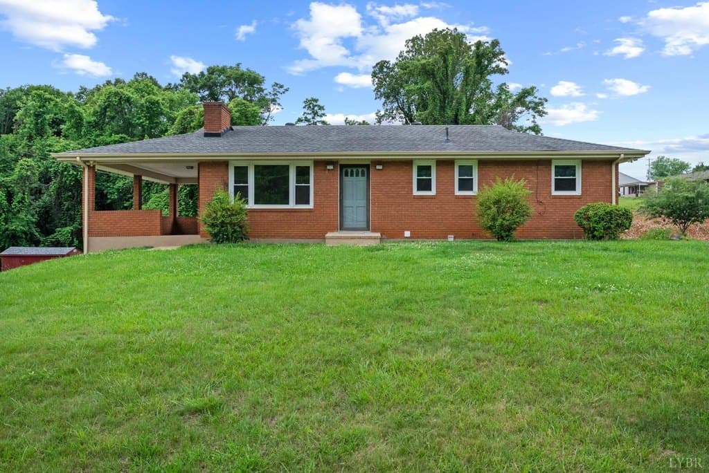 106 Bryant Rd