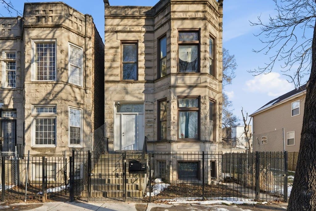1637 S Saint Louis Ave Unit Garden