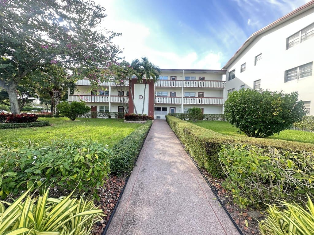129 Brighton D Dr