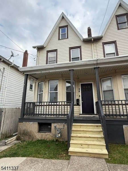 94 Summit Ave