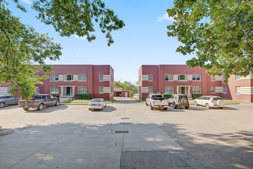 River Ridge Apartments