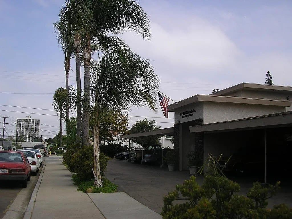 Casa Corona Apartments