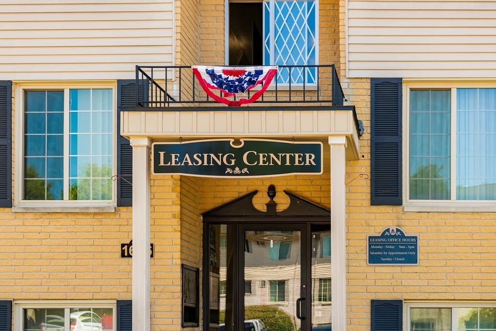 River Raisin Apartments