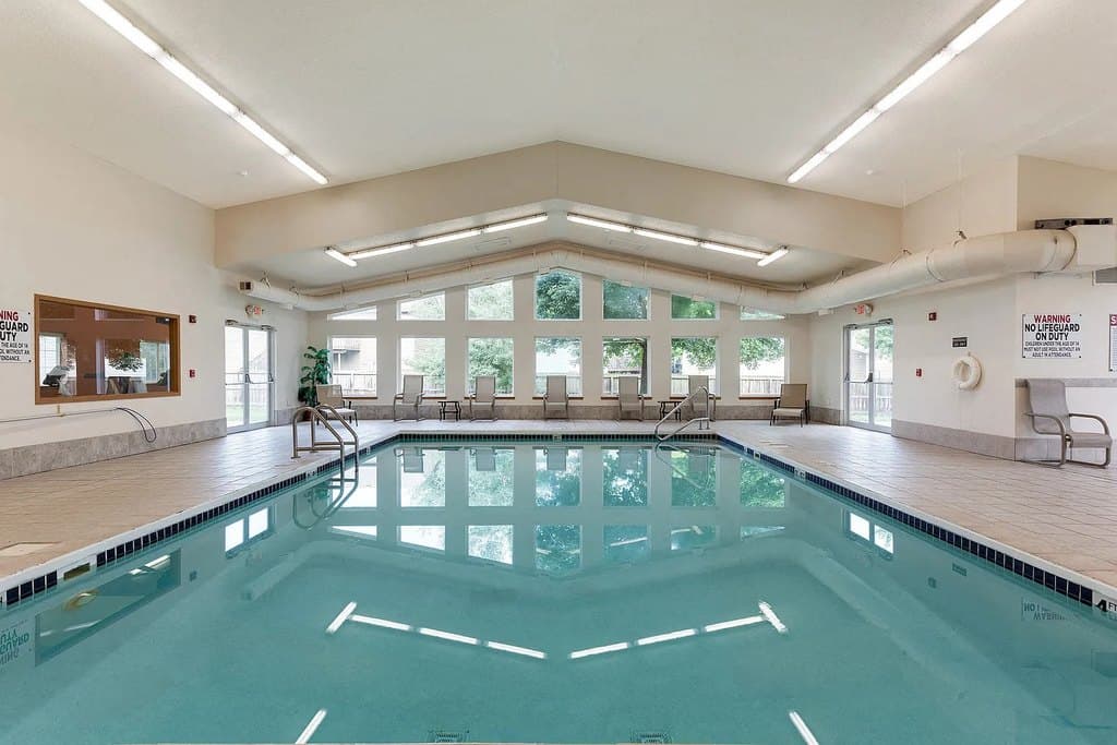 Platinum Valley Apartments