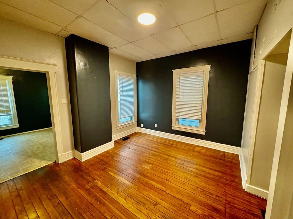 2805 South 4th Street