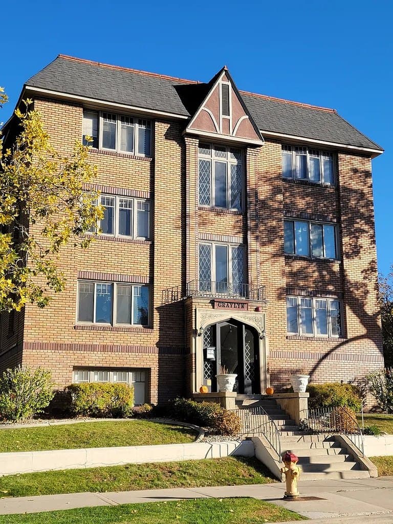 Graylyn Apartments