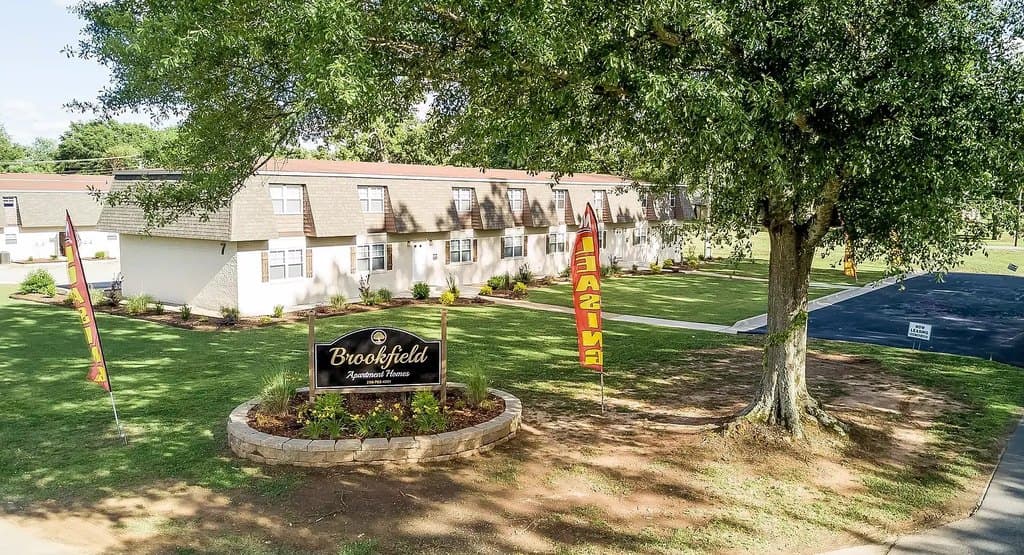 Brookfield Apartments