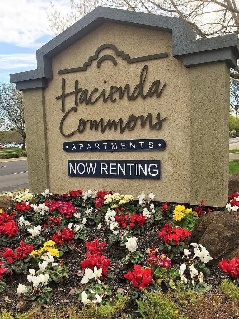 Hacienda Commons