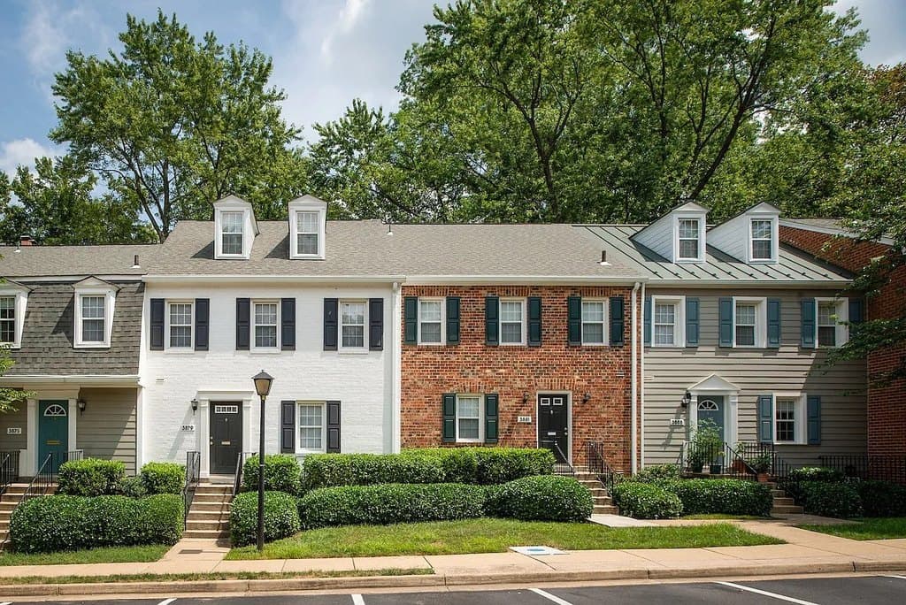 Fairfax Square