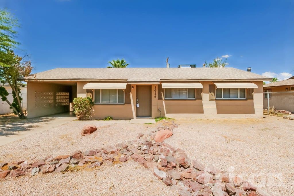 1626 W Pepper Place Mesa AZ