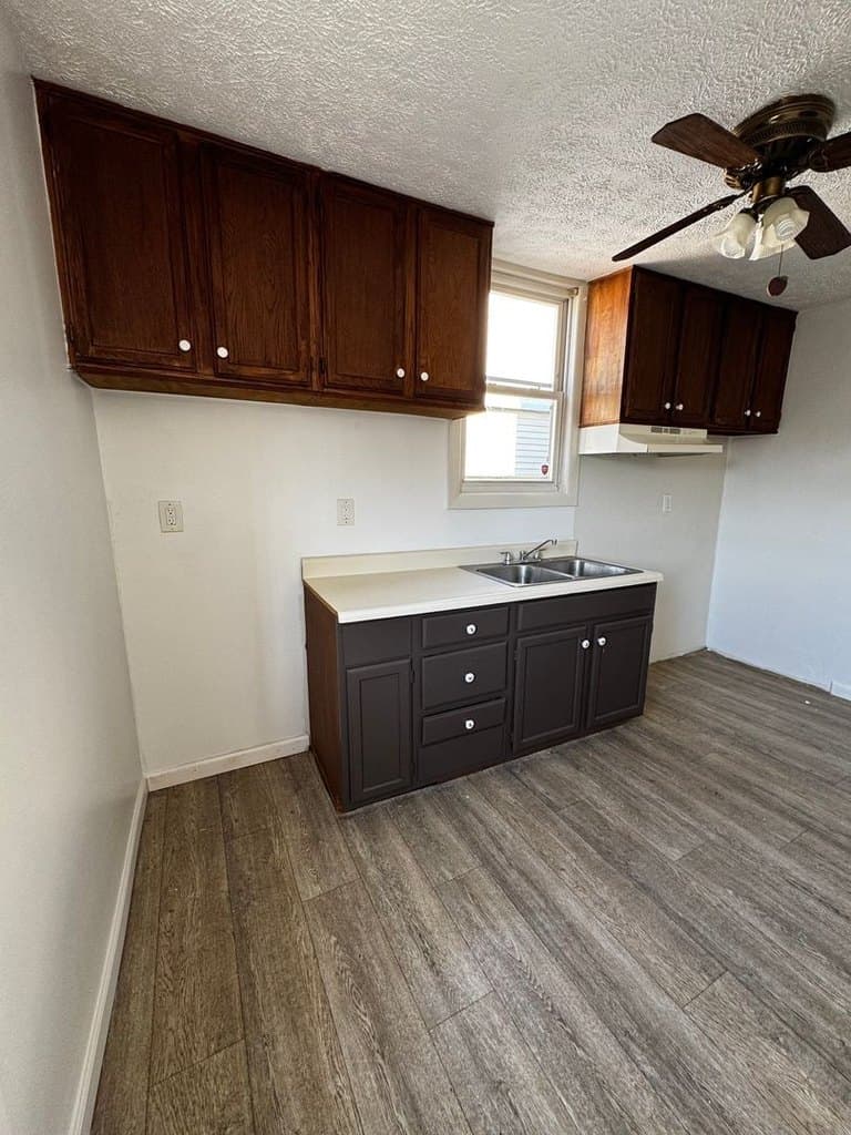 Willow St 1254